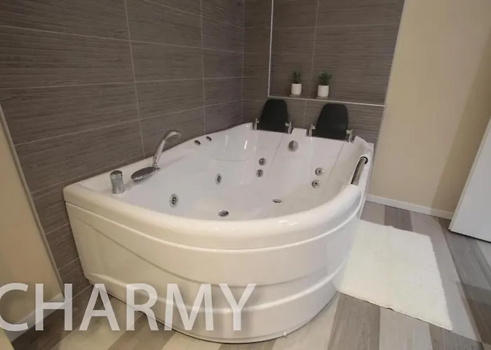 Live Апартаменти